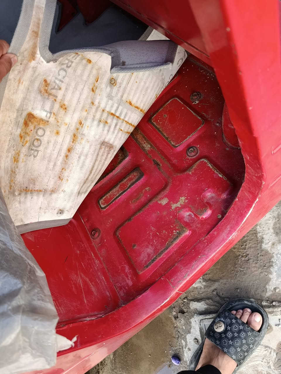 تكتك 18 شهر 12
كامله وجاهزه 
اوراق اصولي 
3 قفل قفل 
‏‪0771 789 6461‬‏
