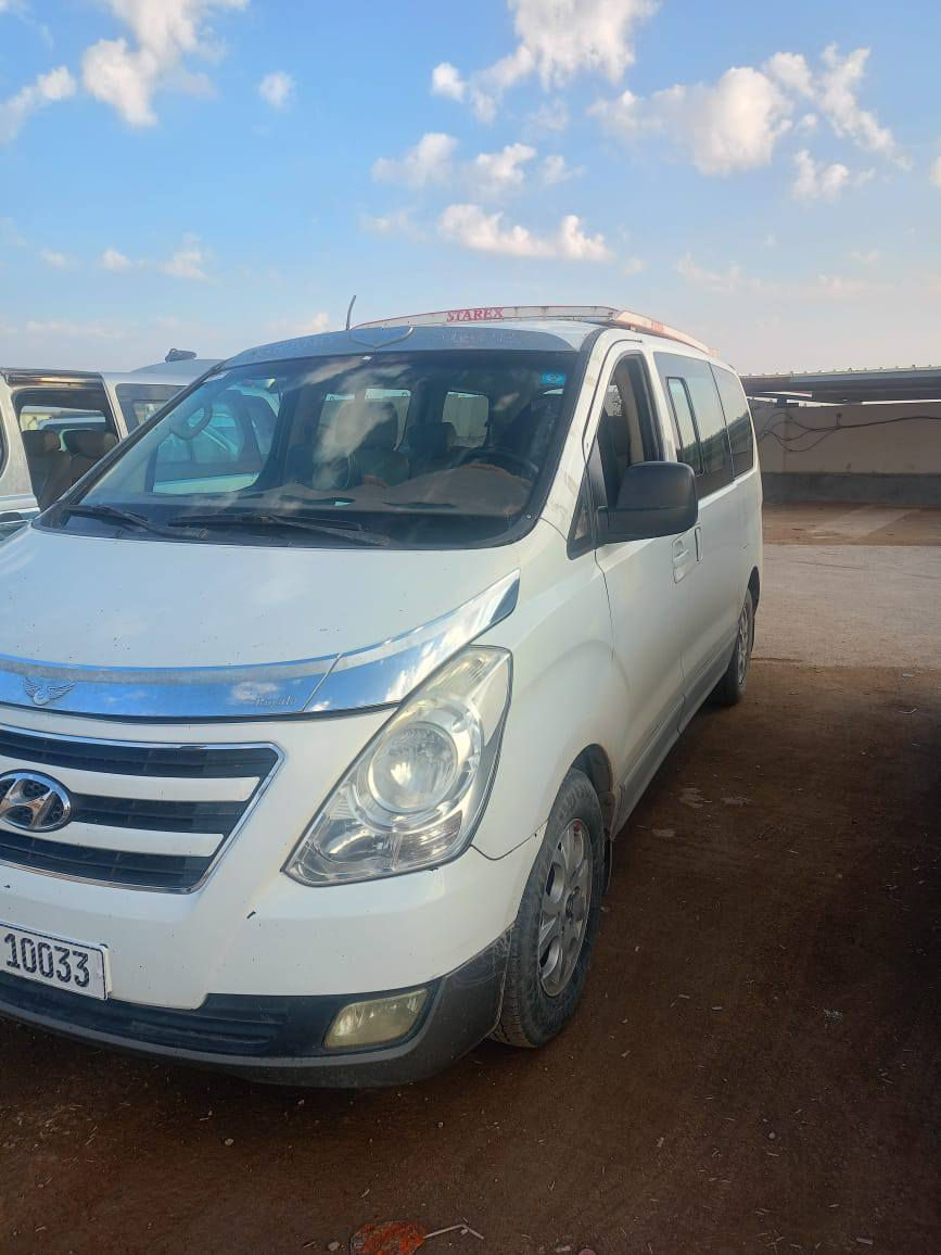 السلام عليكم سيارة ستاركس مسكر تحويرة 2012 كير اوتوماتيك سيارة موديل 2010 غير مكفولة سنوية 2028 رقم انكليزي بابل رقم الهاتف *********** السعر 125 وبيها مجال قليل لشراي سيارة مصفرة من كلشي
