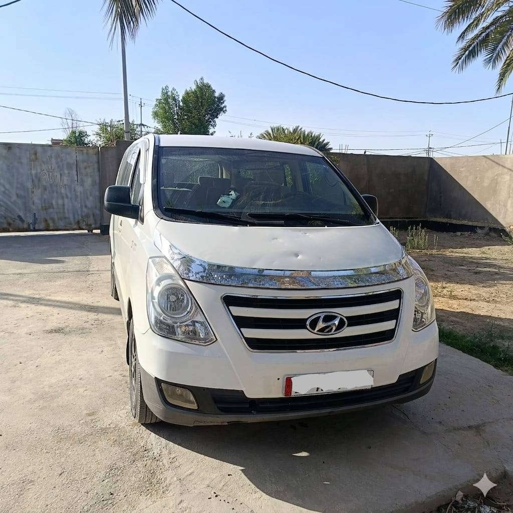 للبيع ستاركس ٢٠١١ مفتوح رقم واسط نكليزي مصفره هيئه وضريبه وغرامات بسمي تحويل مباشر مكينه وكير جدد حداديه وتخم تاير وتبريد جاملغ ايمن امامي تبديل ولباقي مكفول سياره جديده / مكان سياره نجف/عباسيه 
 استفسار اكثر اتصال ع *********** او ***********
