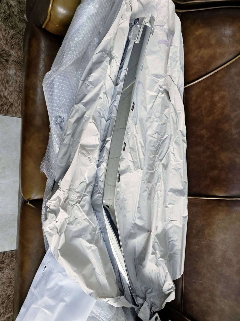 توفرت مجموعة من قطع الغيار الاصلية الجديدة والمستعملة
العنوان/  البصرة ساحة سعد داخل محطة وقود لؤلؤة البصرة ( محل gm لقطع الغيار ) 
للأستفسار مراسلة واتساب أو الاتصال على الرقم
*********** مصطفى عبدالله ( ٩ صباحا _ ٥ مساءا ) 

لشراء قطع الغيار من الوكالات والتفصيخ في أمريكا 
_ النقل جوي بأسرع وقت ممكن عبر شركات الشحن العالمية DHL- FEDEX-Aramex بمدة تتراوح بين ١٥_٢٠ يوم 
_ اعطائك كافة معلومات الشحن لتتبع الشحنة.
_ يمكنك الدفع ألكترونيا أو الحظور للمكتب والدفع نقدا.
_ الشراء بعد دفع نصف المبلغ.
