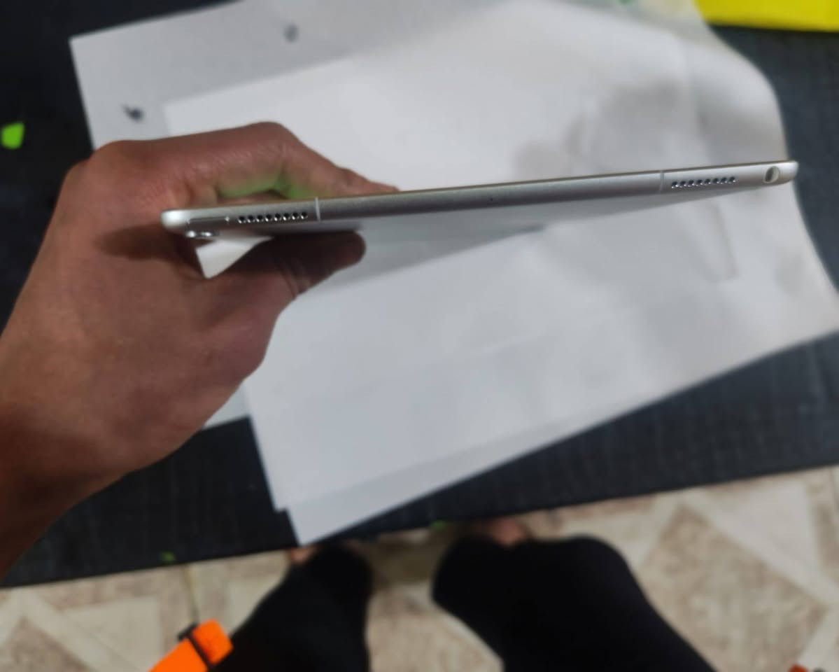 السلام عليكم ايباد برو ذاكرة 256 ياخذ شريحة النضافة ١٠٠٪١٠٠ السعر خاص


**إذا كنت صاحب هذا الإعلان وتريد حذفه لأي سبب، رجاءا أرسل رسالة إلى الدعم الفني**