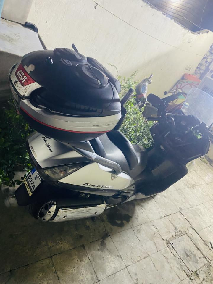 السلام عليكم دراجه سلفر ونج بقلاوه ٦٠٠ اوفر مود دشبول نفخ ماسده كرستال جنطه مصدات هوه جفوف لايت زنون عالي تدفئه يدات زوج تايرات جدد 
دراجه فول  مواصفات السعر ٢٢ ورقه
بغداد مدينه الصدر 
***********
