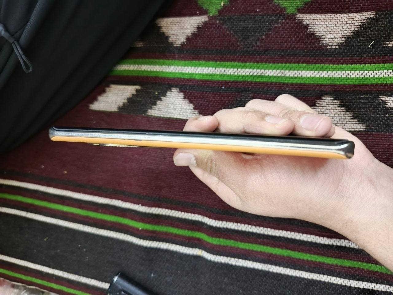 هونر x9B
جهاز نضيف كدام العين مفتوح مره وحده مبدل قاعده شحن اصليه مال جهاز تفصيخ 

شاشه مامبدله اصليه  بس فطر بل جام مال كامره يتبدل ب5

ادفع سعر عجبني ابيعك


**إذا كنت صاحب هذا الإعلان وتريد حذفه لأي سبب، رجاءا أرسل رسالة إلى الدعم الفني**