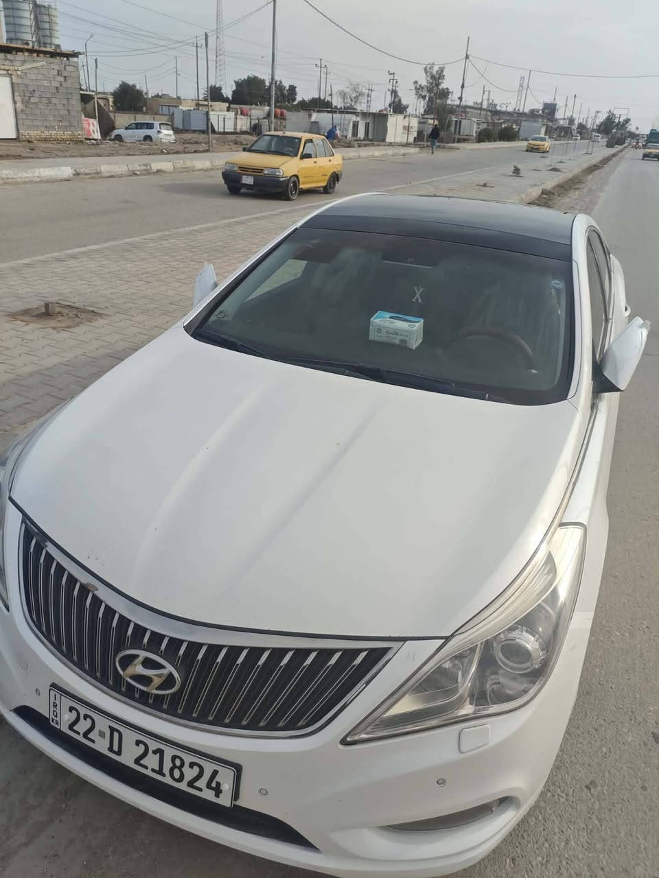 السلام عليكم ورحمة الله وبركاته
هونداي ازيرا موديل 2012 خليجي فول موصفات  Vip
 مكينه 6 سلندر 3000 الاف
سيارة مكفولة كفالة  عامه 
موصفاتها فوول الفول 
بصمه ابواب وتشغيل بصمة جنطة بانوراما طكتين 
كشنات جلدداخل جلد ملكي تدفئه  كشنات
قطعتين تبريد تحكم كشنات منفصل ابواب تحكم بيانو
تحكم كشنات كهربائي 
برده خلفيه كهربائيه بردات جانبيه خلفيه 
مري شفط نظام ترحيب اناره داخليه 
فتح صندوق ذكي لدات خلفي 
كاشف ضباب امامي حساس امامي خلفي 
نظام اصوات رهيييب لد مري جانبي سايد برك بصمه
يدات نيكل إشارات ترحيب جانبي دبل كزوز خلفي 
ويل كب 19 كروم وبعد بيها هواي مواصفات 
سيارة جديده جدا وراقية
سعرها 122 وبيها مجال بسيط للشراي ان شاء الله
عنواني ديوانية للاستفسار ***********
*********** اني مكلف بالنشر هذا رقم راعيها
Jwad Alshamary  وهذا حساب راعيها ابو محمد
