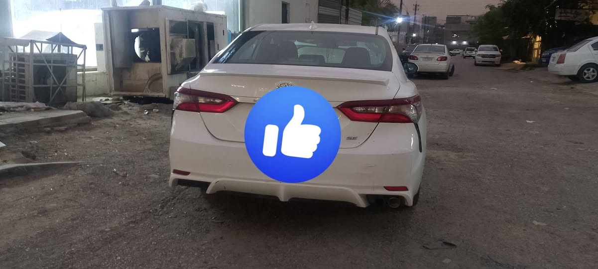سلام عليكم كامري موديل ٢١ مواصفات عاديه سياره بدون اريباك صبغ بس  بل بنيد شويه السياره  موعوقين بعد سنه ونص اتفك راعيه موجوده وكاله عامه اسويلك رايده اب ١٧٥ مكاني نفق شرطه رقم بغداد رقمي ***********
