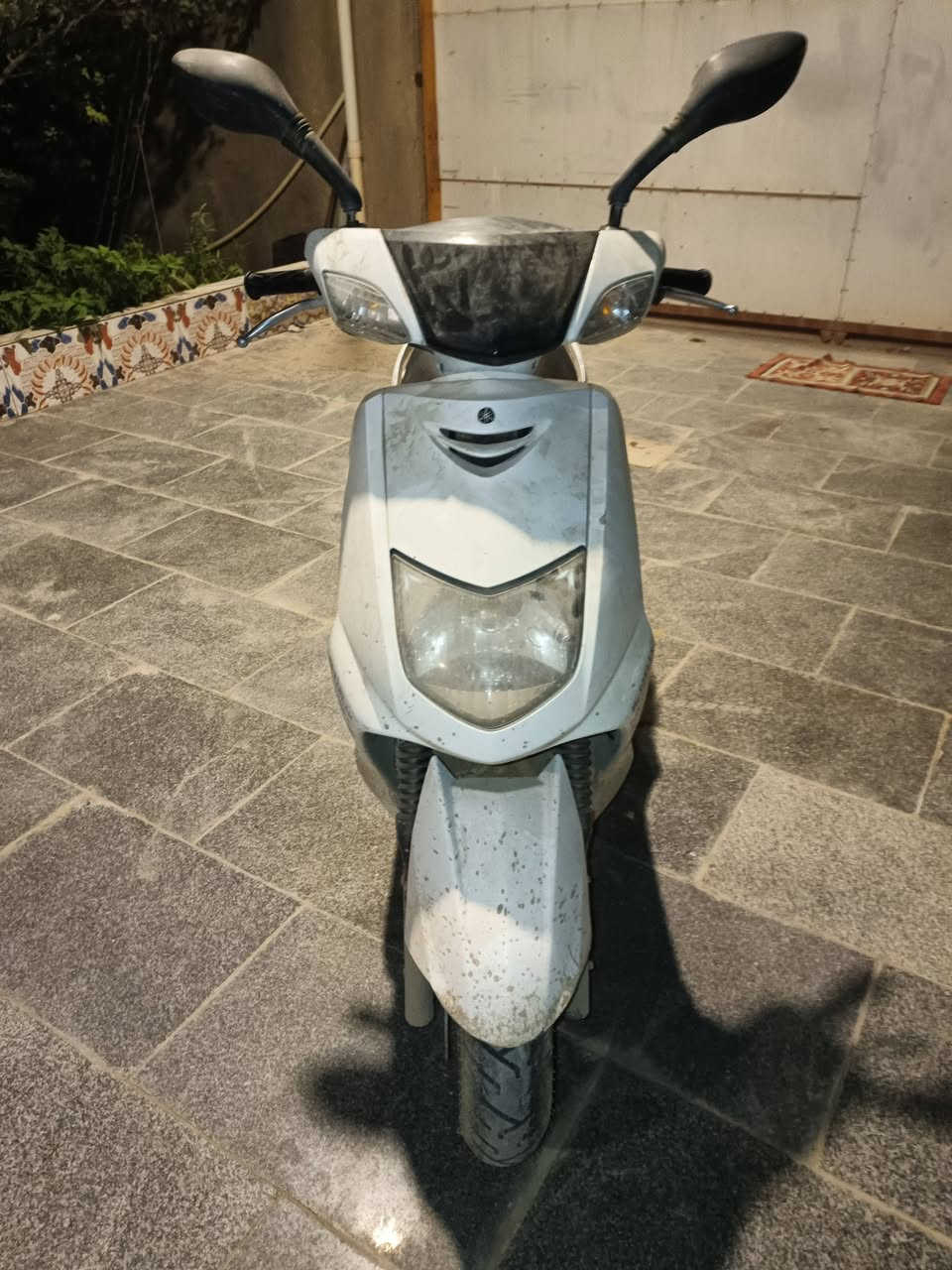 دراجه سكنس صارله 6اشهر طالعه من الحاويه كله شغال مامفتوح بيه برغي فول نضافه مثل ماموضه بل فيديو مكينه ناعمه السعر المطلوب 850وبيه مجال حك الجيه العنوان البصرة قضاء المدينه الهوير ***********
