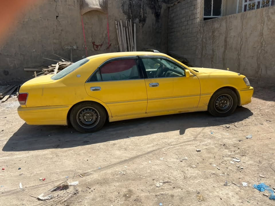 سلام عليكم ملكه 
٢٠٠٥كصتين سياره جاهز للخير
برغي نقص ماكو 
تبريد انجماد 
مسجله ومفحوصه 
تخم تاير حداديه 
سفنجه 
وكاله ثاني 
مكاني بابل المركز السعر ٤٠ 
وعليها غرامه ٦٠٠ ينزلن من يمها 
***********
