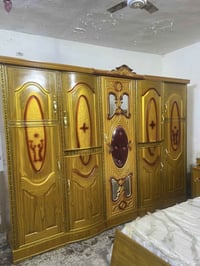 غرفة أخشاب • ٥ أبواب • بغداد