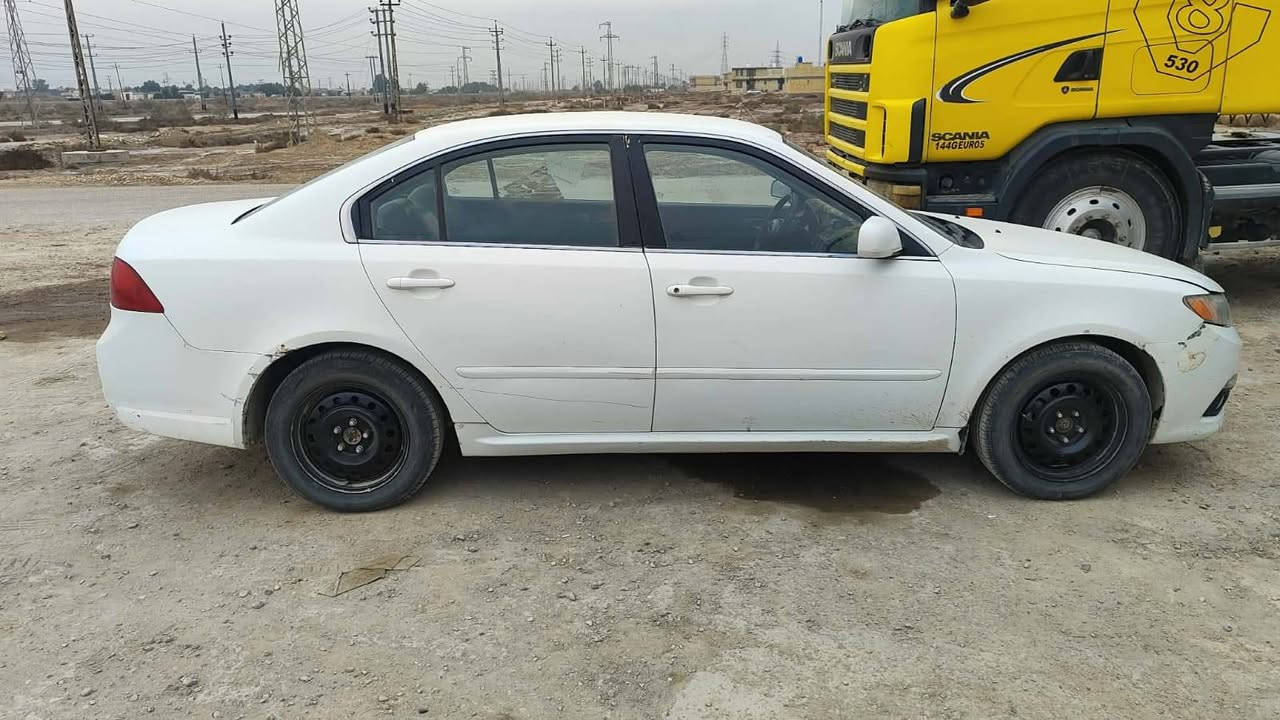 السلام عليكم سيارة اولتيمه 2009 مكينه كير مكفوله كهرباء مابيه نقص ظربه فقط الجاملغ الأمامي فقط مكفوله من العيب الشرعي امداور ثاني يوم سيارة جاهزه من كلشي) (اخوان اني مكلف بالنشر) هذا رقم صاحب السيارة *********** ذي قار الشطره
