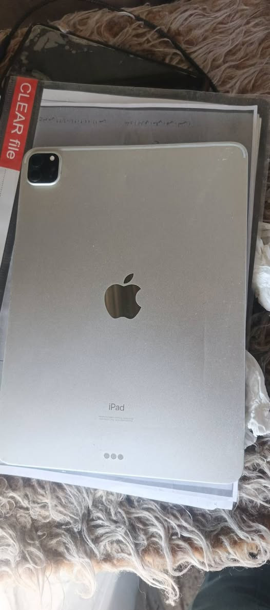 باد 11برو 
2020 جهاز ماداخل تصليح وعندي من 2021  على ايدي وغراضه كامله العسر  300 الف


**إذا كنت صاحب هذا الإعلان وتريد حذفه لأي سبب، رجاءا أرسل رسالة إلى الدعم الفني**