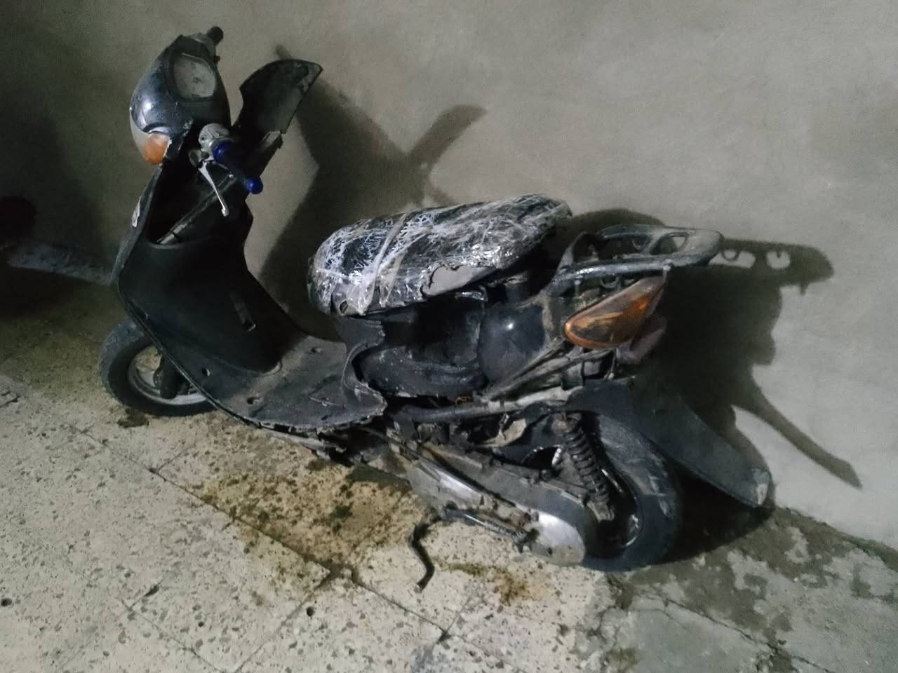 سلام عليكم خوان دراجه ناريه عصفوري ابيع كوم حديد شغاله وناعمه المكان الدولعي الخطيب ١٢٥بيه مجال إلا تصال هذا رقم  ***********
