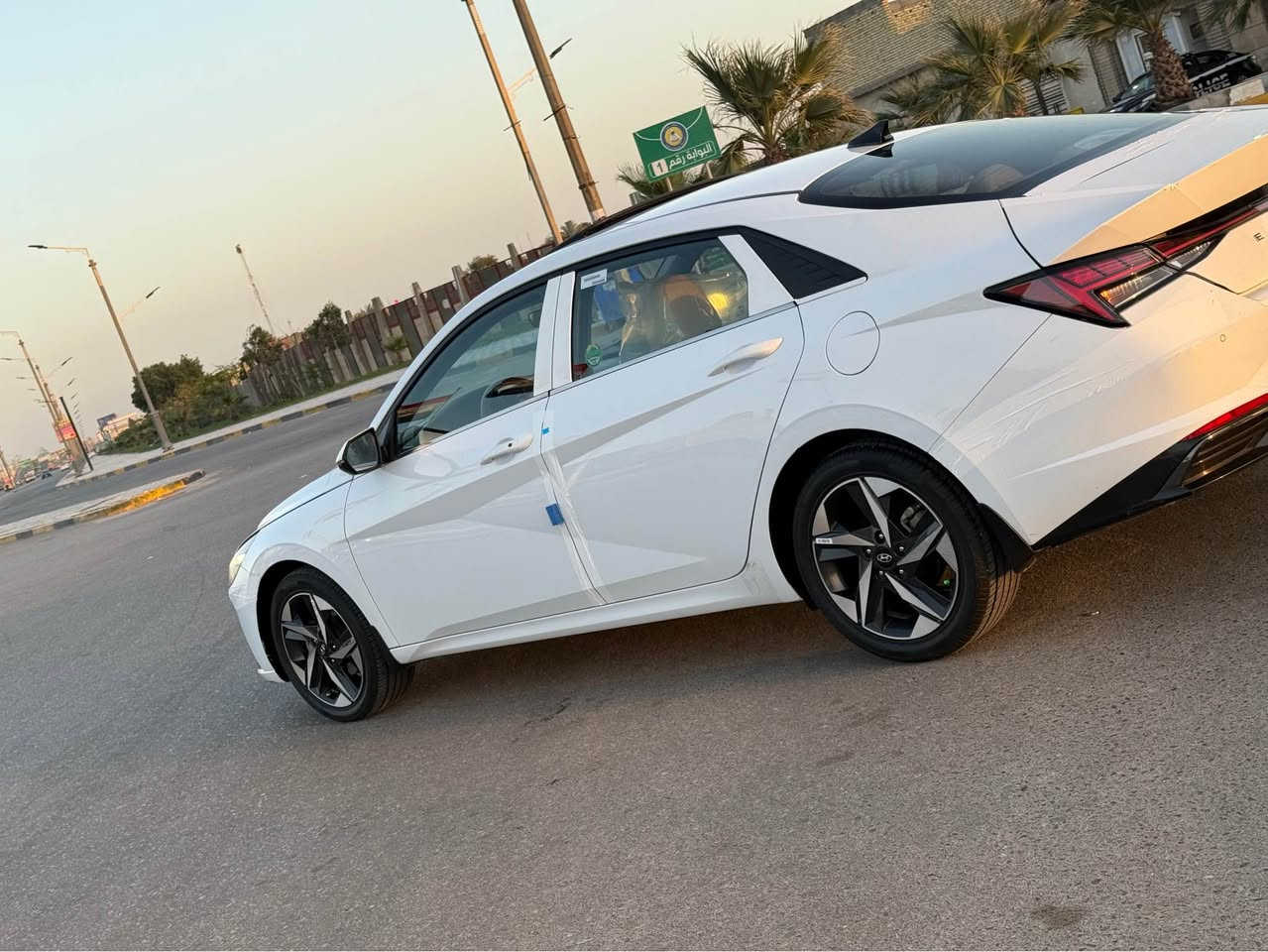 السلامو عليكم
النتره موديل 2021 فول للاخير مكينه 2000مفتوحه سبب الراجز بيه جاملغ خلفي ايمن بيه بارد اوقبق الصندوك امقسم بسم شركه ماشيه 72 الف سياره جديده جوال *********** Singapore
