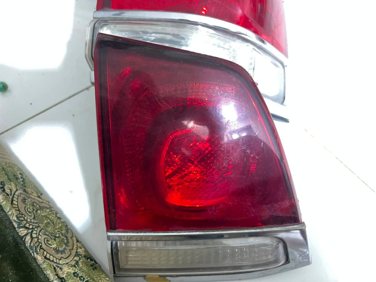يا الله زوج بگ لايتات جكسارة موديل 10 + مسجل شاشة للبيع الغراض بلاديات مال شركة الشراي يتصل واتساب ***********
