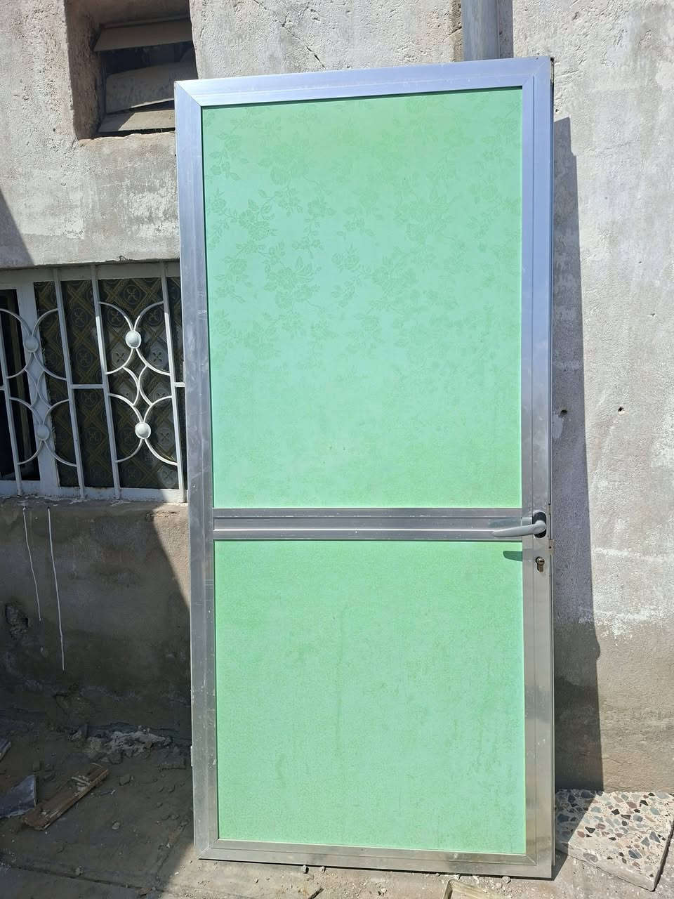 بيبان لبيع عنوان كربلاء عون خلف البانزيخة ***********
