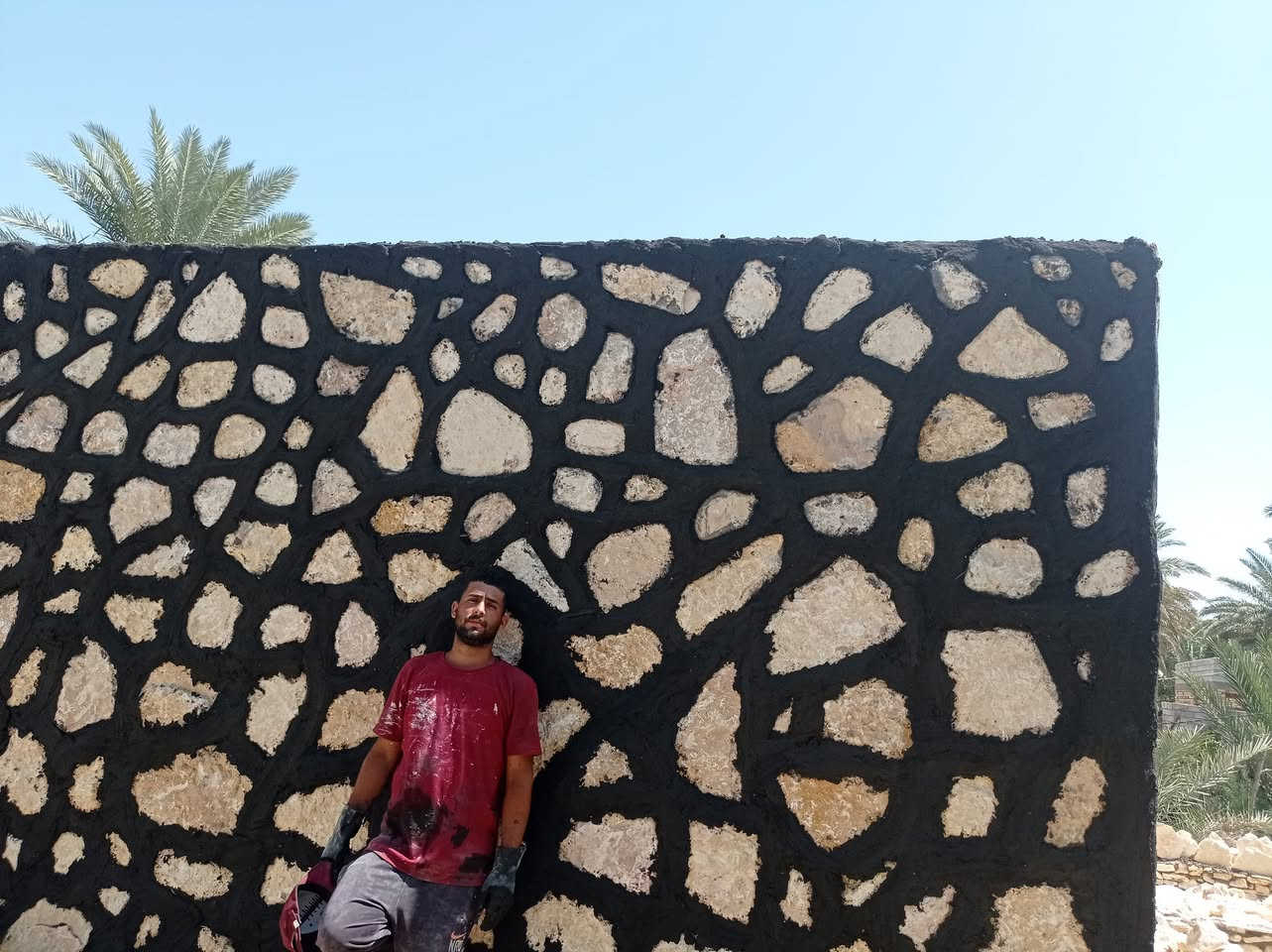 السلام علیکم 
بناء حجر  ،، بيوت ،،  اسيجه  ،، درجه اولى تطبيك سواقي،،  رصف  ،،  عمل اساس 
  اسعار مناسبه  للأستفسار ***********
