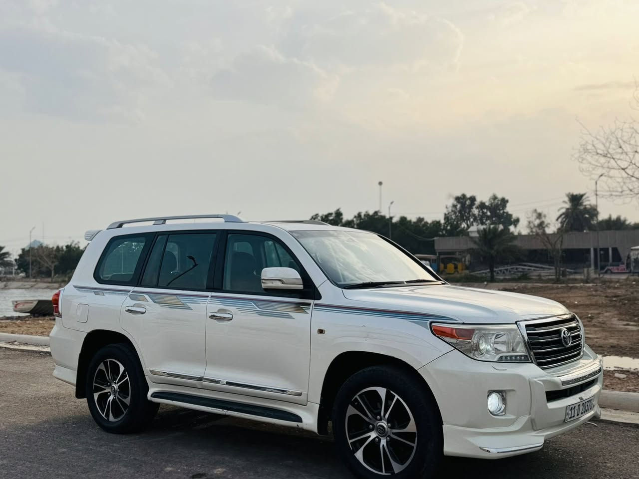 ! بيع مستعجل 
لاندكروز 2009 رقم جديد وهزه جديده ب اسمي 

اتصال : ***********

سياره كفاله عامه من صبغ و تبديل وكير و محرك 

فول مواصفات 1/1 
بصمه
فتحه سقف 
شاشه جبيره 
تحكمات ستيرن 
تشغيل عن بعد 
دفدي بلا سقف 
7 راكب 
3قطع تبريد 
تخم تاير جديد
تبريد ثلج 

بغداد /مكان السياره 
السعر 🛑 اطلب السعر بتعاليق يصلك مباشر 📩
