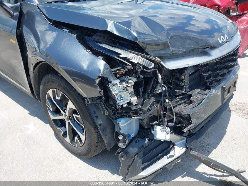 السلام عليكم 
كيا سبورتج 
2023البيع
***********
