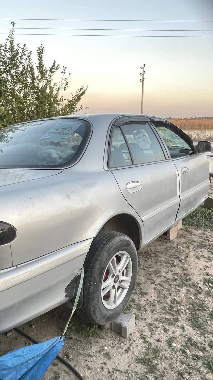 السلام عليكم 
سوناتا تو للبيع الضرر جدامك بل صوره 
كير وتماتيك
دواخل نضيفه 
محرك نضيف 
نواقصها شي قليل 
سعر30 وبيها مجال حك جيه 
الموقع صلاح الدين (الضلوعيه) 

للستفسار اكثر التصال علا رقم (***********)
