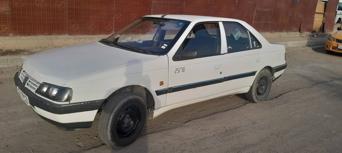 السلام عليكم بيجو Glxمديل 12 بدون اي ضربه مكينه وكير فرنسي المرغوبه المتعوج ولفات سياره خير من الله سنويه لل٢٨ تحويل ثاني يوم بيها نقوصات بسيطه السعر ٣٨ وبيها مجال ***********
