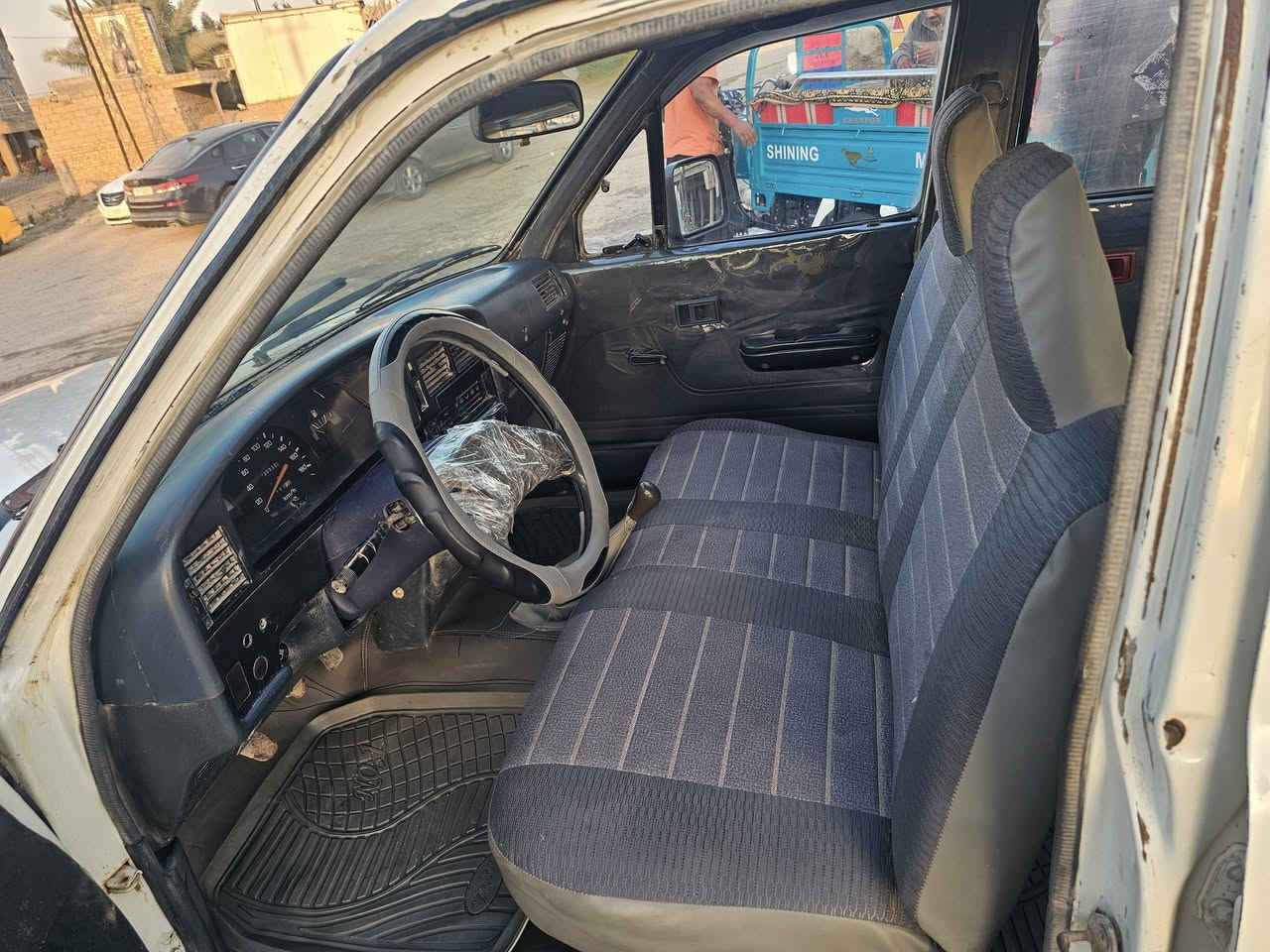 بيكم هايلوكس مديل 94 مكفوله
حداديه وتايرات جدد محرك كير شاصي  بلاد

رقم مثنى سنويه مجدده لل 28

كهربايات كله شغاله سياره جاهزه ع اخر حبايه 

السعر 62 وبيه مجال حق الجيه المكان ديوانيه 

رقم الهاتف ***********
