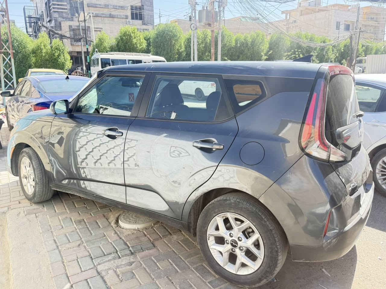 سياره صول للبيع موديل 24 ضربته جنطه بدون ايرباك سياره جديده محرك 2000للاستفسار *********** السعر 143مكاني كربلاء
