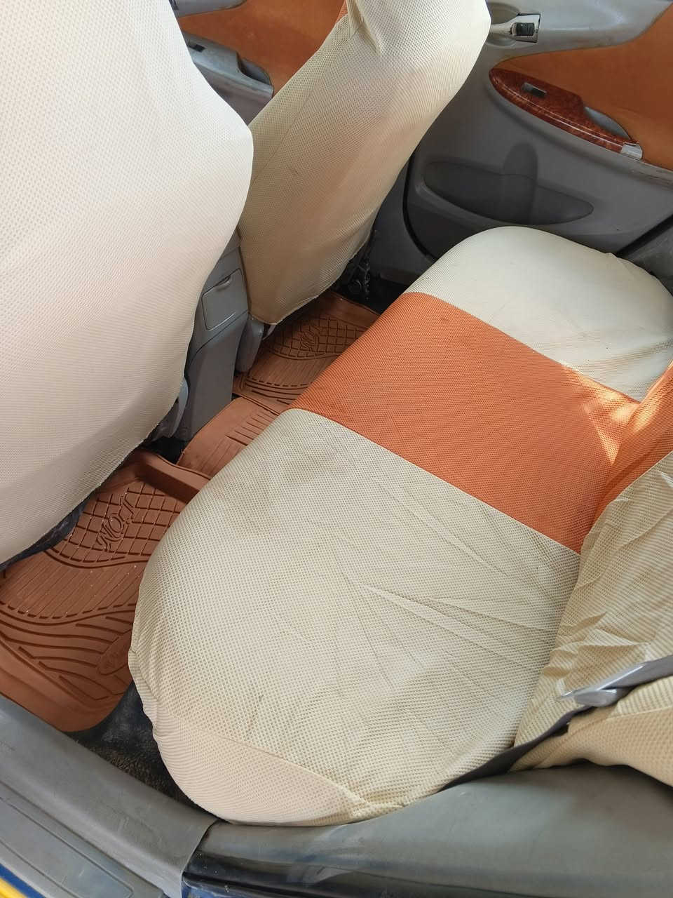 سلام عليكم بيع مستعجل كورلا 2013 أمريكي محرك كير كهرباء تبريد كلهه شرط صدرجديد ملاحظة اتعهدرقم دولي بغداد للاستفسار ***********
