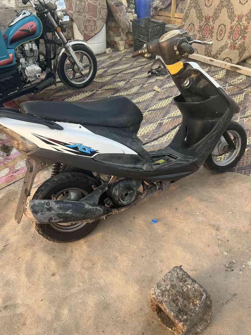 ماكس عدله كفرات تجاري مفتوحه دراجه شلعه ومعدله دراجه مرتبه كامله ما بيه نقص كلشي شغال السعر ٤٥٠ بيه مجال  والموشراي لا يتعبني هاذ رقمي *********** عنواني القبله الاربعه تالاف
