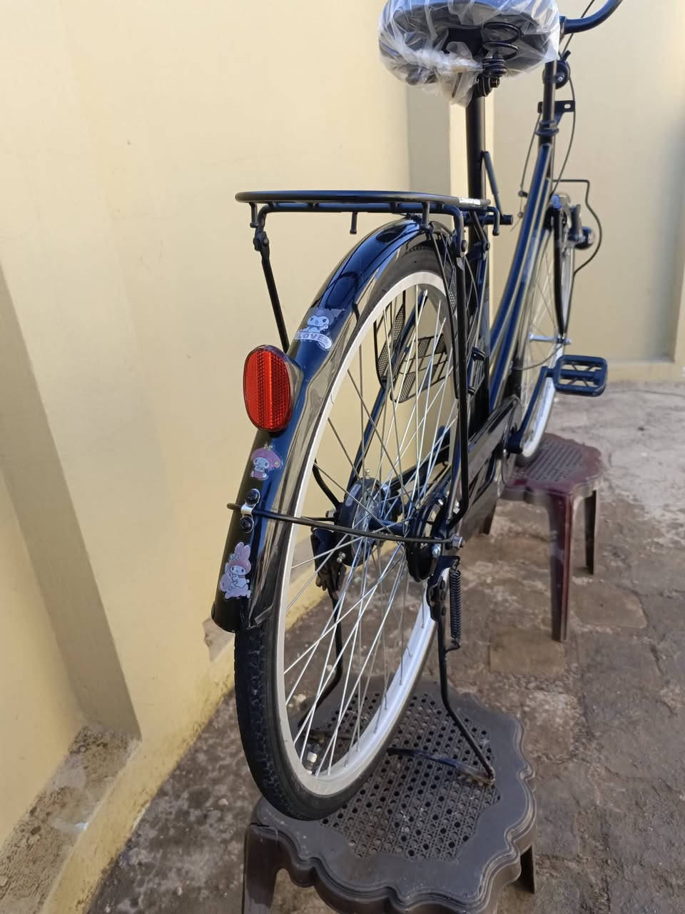 سلام عليكم بايسكل للبيع حجم26 نضافه98%بلواقع أحله من الصوره تجي وتشوفه..كامل برغي ما ناقص تاركه بصطح
سعره 115 يولد سعر ثابت 110مابيعه) مامتوازي(ع كربلاء)
متواجد فيس واتساب وهاذه رقمي(***********)
