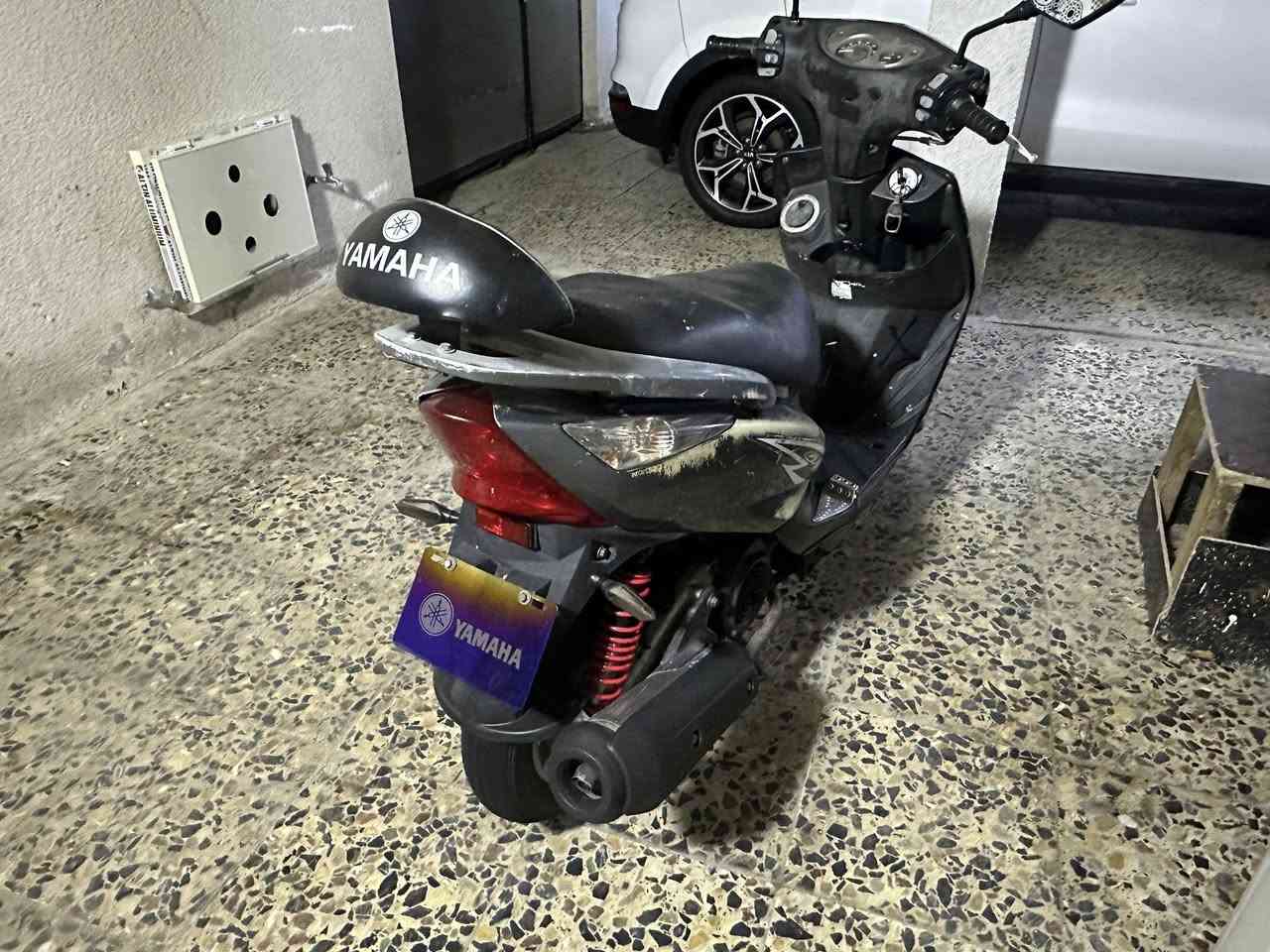 السلام عليكم دراجة ثعلب النضافه مثل مموضحه بل صوره  تشغيله نكره  بكل وقت تجي تاخذهه من البيت شعله معدل خير من الله دراجه كلهه بلادي اي نقص مابيهه السعر 500 مكاني الدوره ابودشير 
***********
