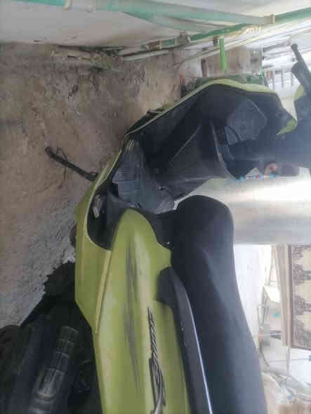 مطور للبيع نضفه 90 كهربائيّة كله شغله من عد السلف المطور جان شغل طفه ابيعك فحم في فحم سعر 120 
***********
