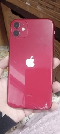 ايفون 11 عادي مقفول ايكلود شاشه اماميه فقط كلاسه فوك شاشه مكسوره شاشه ...