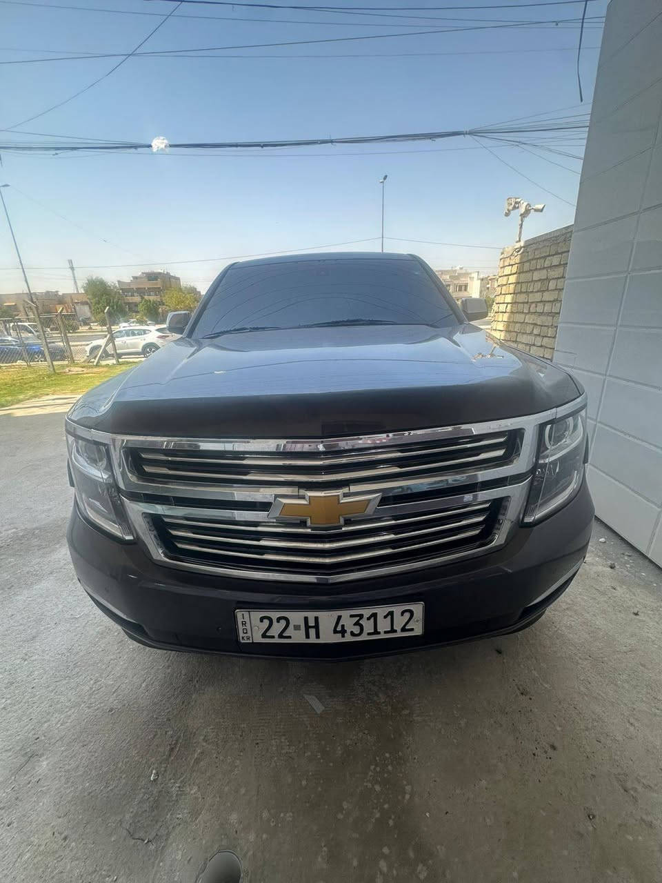 السلام عليكم
للبيع فقط بدون مراوس تاهو 2017 خليجي 
 مواصفات : LT 
كراسي كهرباء 
قاصه 
فرس وسطي 
تبريد مركزي 
شاشه كبيره 
تحكمات تبريد خلفيه 
محرك 5.3
حساسات 
كروس سرعه وتحكمات 
مانع تزحلق
ليد امامي خلفي 
لايت عدسة زنون
كشاف زنون 
سبعه راكب 
السيارة بيها جاملغ خلفي فقط
ماشيه 191 الف km 
رقم اربيل  الجديد سنويه وهزه والفحص كلها جديد سياره جاهزه 
دينار مابي مصرف
شرط التحويل 
السعر 285 وبي مجال 
العنوان بغداد  
***********
