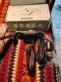 كاميرا • تفاصيل قليلة