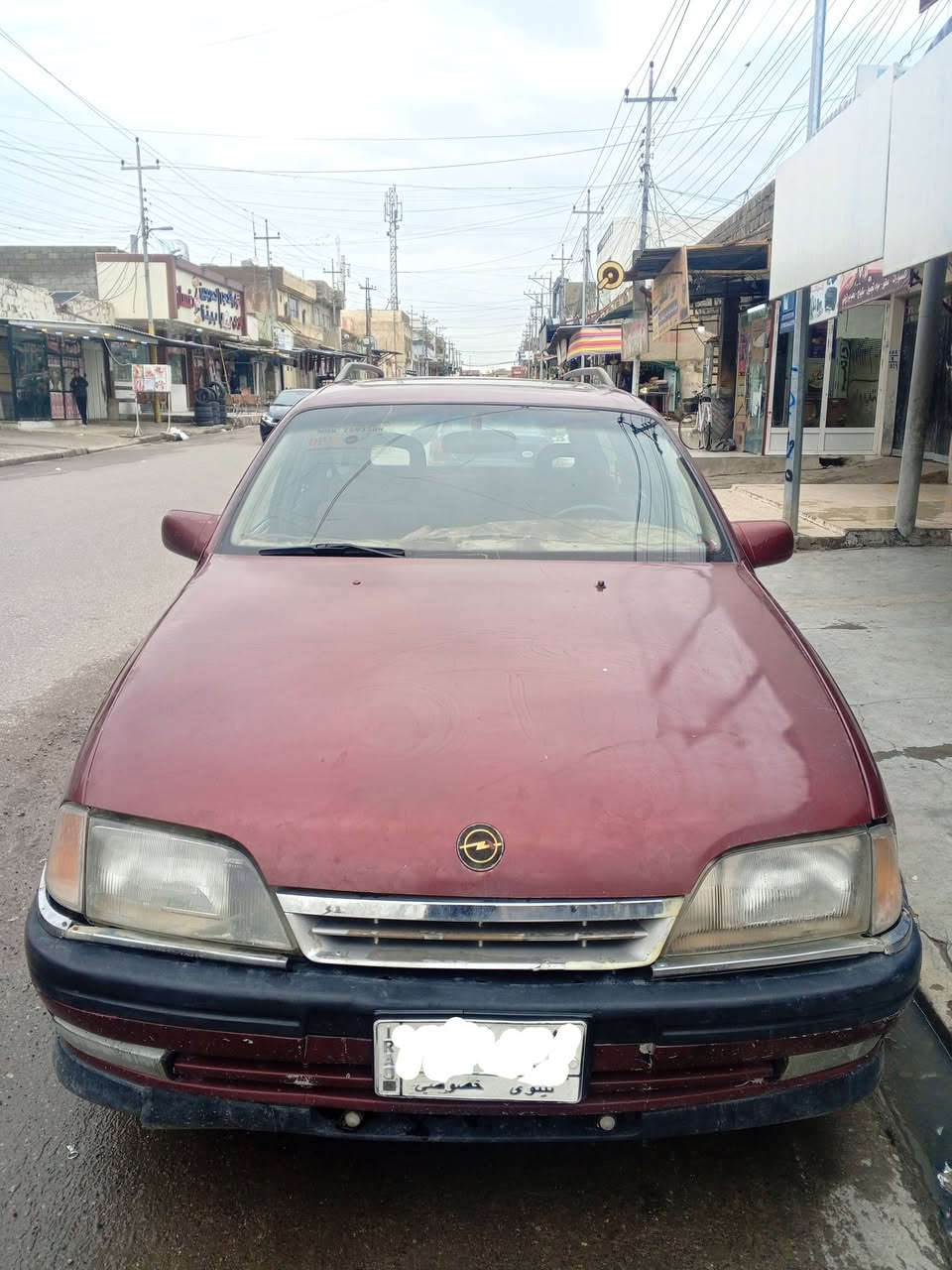 السلام عليكم اوبل أوميكا 20 ستيشن رقم نينوى كابون بنزين بيها شرط تحويل صاحبها موجود  مكينه محور كابريتر مبدل كازكيت كور دوشمة تعبانة طخم أمامي خلفي جديد كير محرك اكسل دارايم شفتات كاملة السعر 25 وبيه مجال المكان موصل حي القدس رقمي ***********
