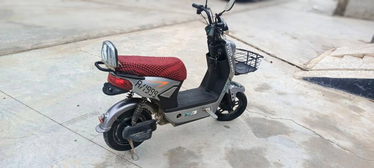 ماطور شحن للبيع 5باتري كلو شغال الباتريات تعبان السعر 180وبي مجال


**إذا كنت صاحب هذا الإعلان وتريد حذفه لأي سبب، رجاءا أرسل رسالة إلى الدعم الفني**