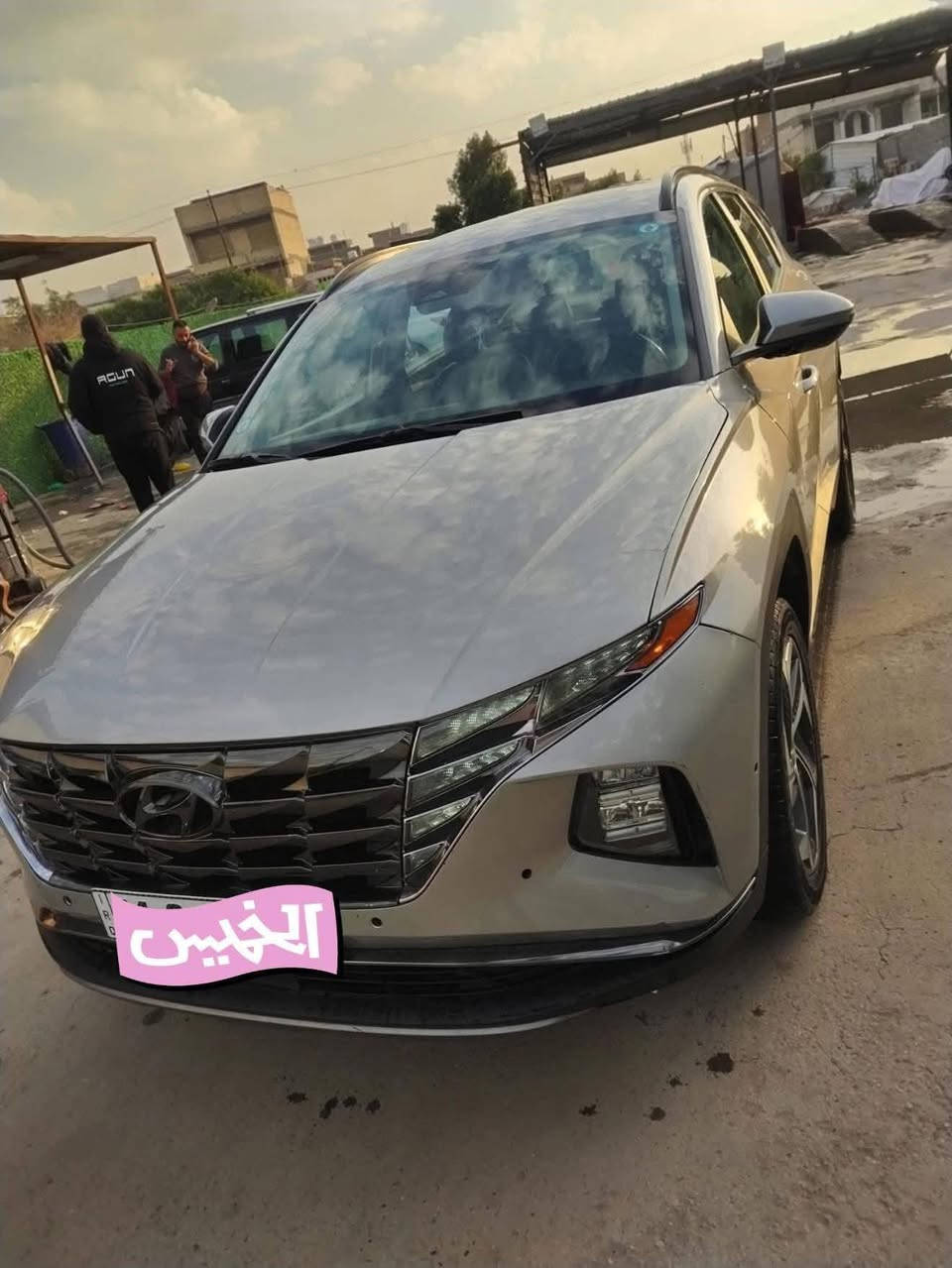 سلام عليكم توسان مديل 2022السياره جاهزه الاخير السياره فول الخيرحادثه جاملغ وبنيد والسياره نصبغت حزام  السياره حلوه وشوفت عينكم السعر 155 صور الحادث بل منشور
***********   وتساب 
***********
العنوان بغداد الشعله
