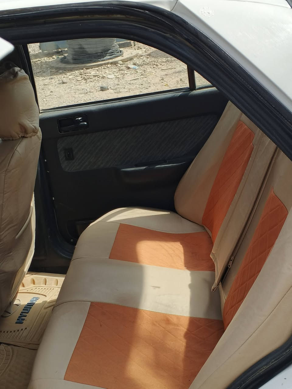 السلام عليكم
النترا دمعه 94
للبيع بيهه حرك بسيط مبين بلتصوير 
والباقي كله شغال  
للاستفسار على الرقم
***********
