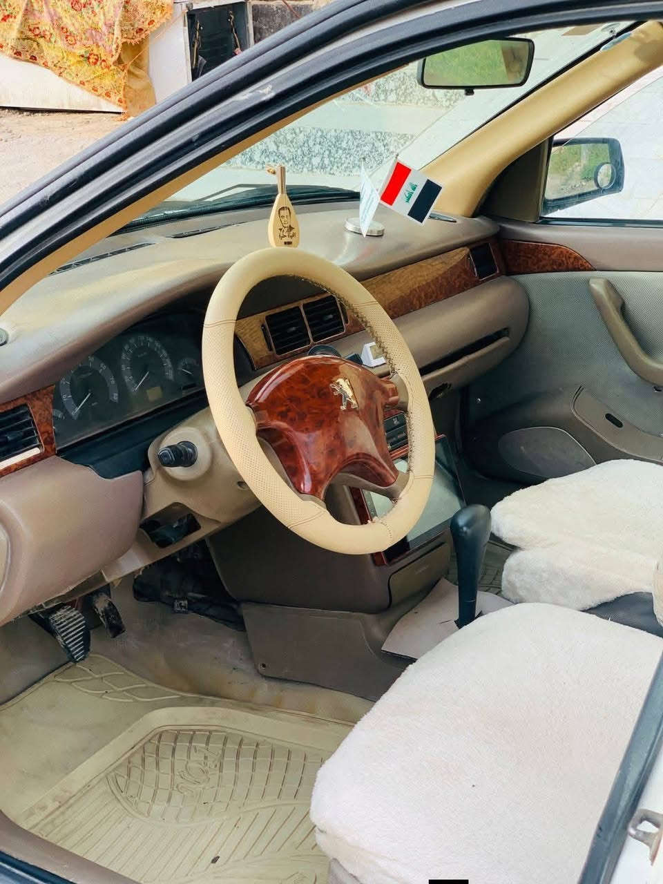 سمد موديل 11
مكينه كير حداديه تخم تاير 
تبريد 
هزه وسنويه جدد رقم دولي 
سعر تصل وبل خدمه 
***********

