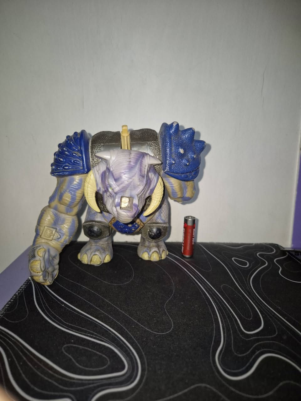 شخصية "بانش - إت" Punch-It) من خط ألعاب فيلم سمول سولد جرز
٤٠٠


**إذا كنت صاحب هذا الإعلان وتريد حذفه لأي سبب، رجاءا أرسل رسالة إلى الدعم الفني**