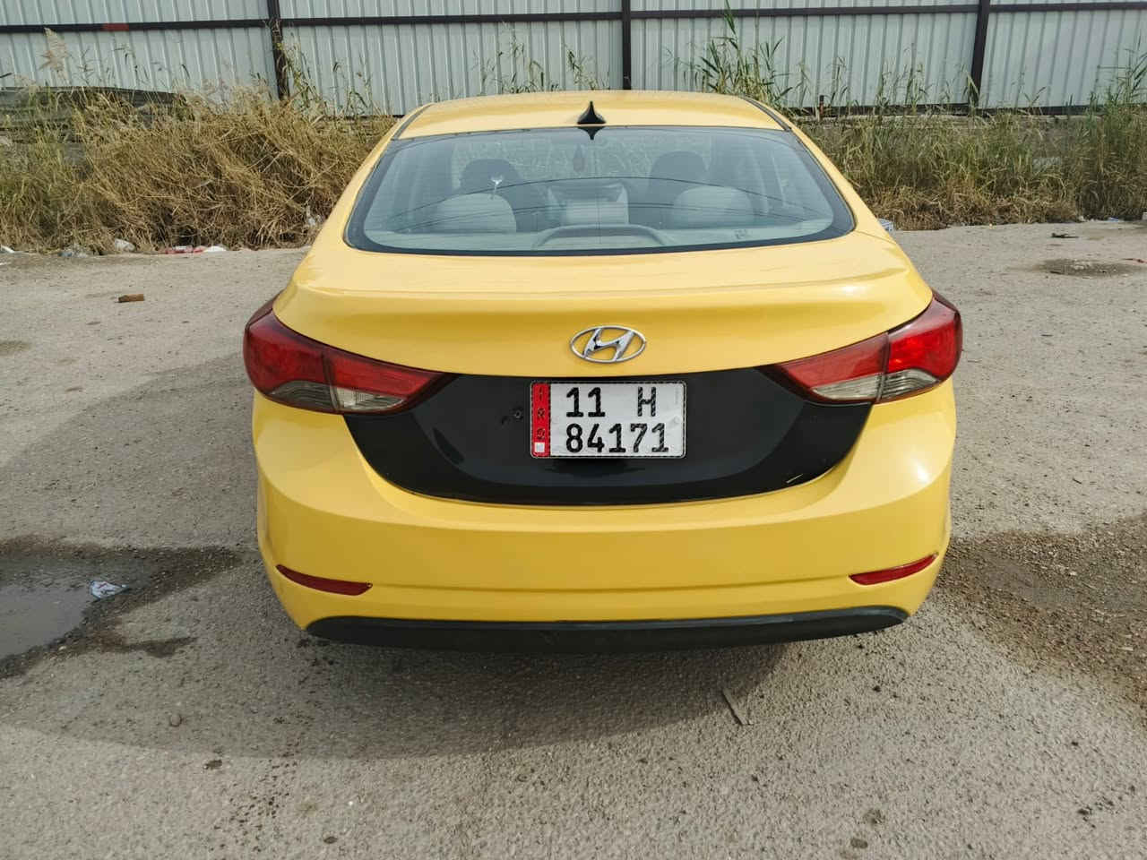 النترا موديل 2011 رقم بغداد دولي تحويل ثاني ملاحظه سياره جاهزه من كل شيء تخم تاير تبريد شغال مكان السياره بغداد السعر 84 وبيها مجال رقم الهاتف***********
