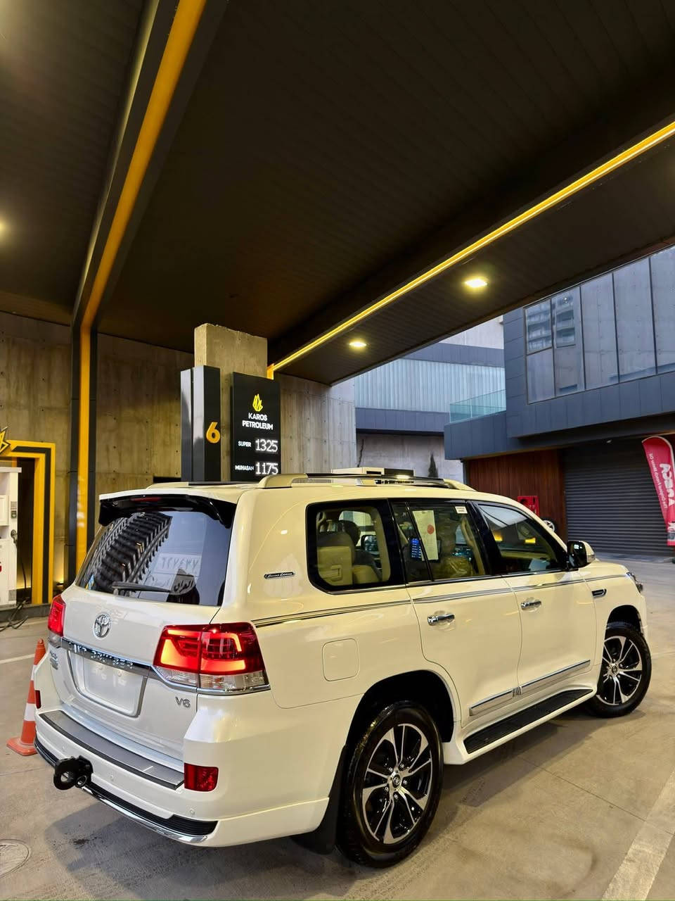 جكساره 2021 فول موصفات ابريم اصل مكفوله حتى من الشخط مغلفه بيبي اف لاصلي شرط المكان النجف الاشرف رقم صاحب السيارة *********** السعر 490  قفل متوازي على بيعته
