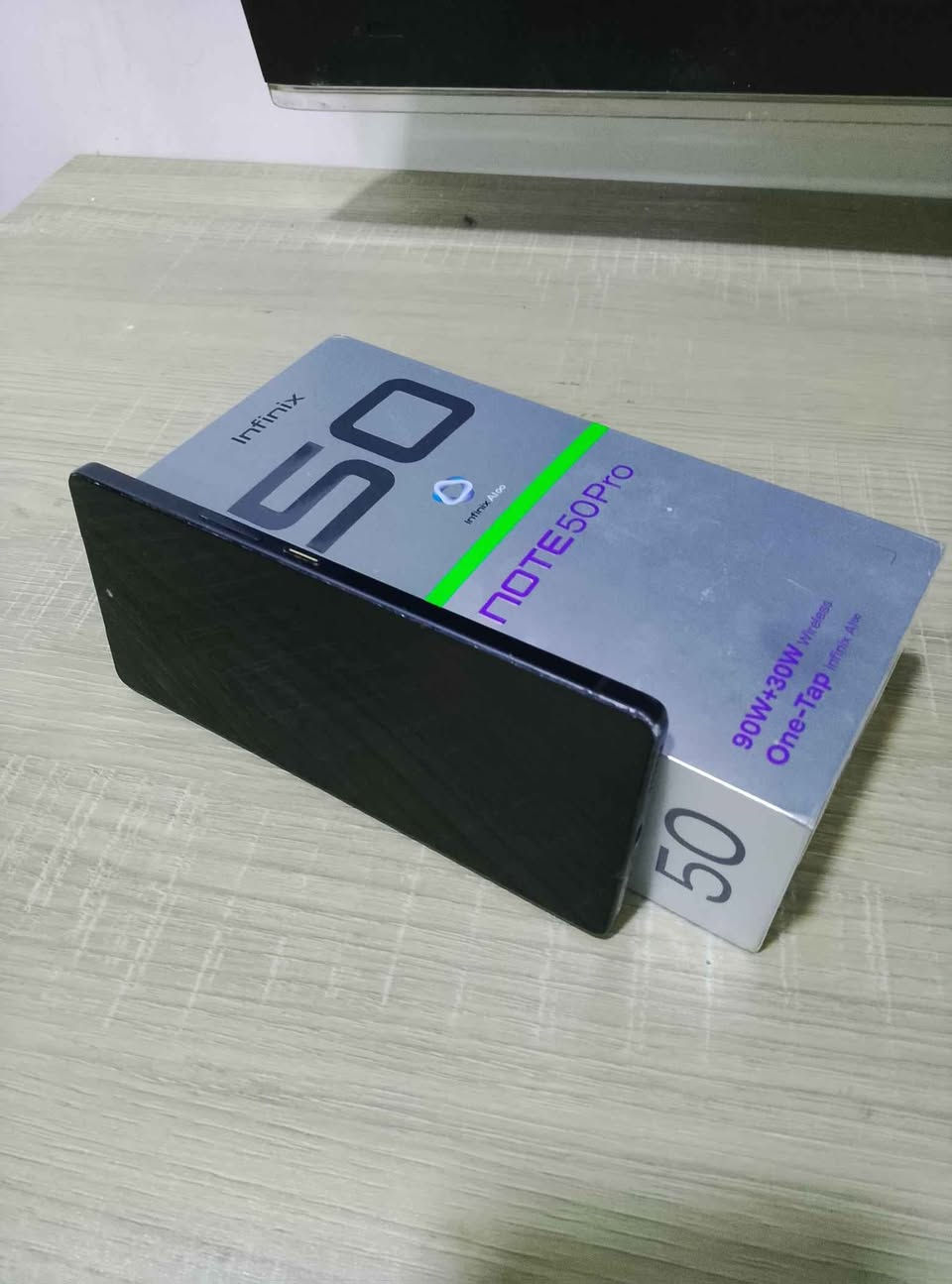 انفنكس نوت 50 pro ذاكرة 256 مستبدل شاشة تجارية فقط لمسها جيد وسريع شرط الفحص يجي ويا كارتونه فقط السعر 275 وبي مجال قليل مكاني البصرة ياسين خريبك ويوجد توصيل داخل البصرة للتواصل واتساب *********** البصرة, العراق

