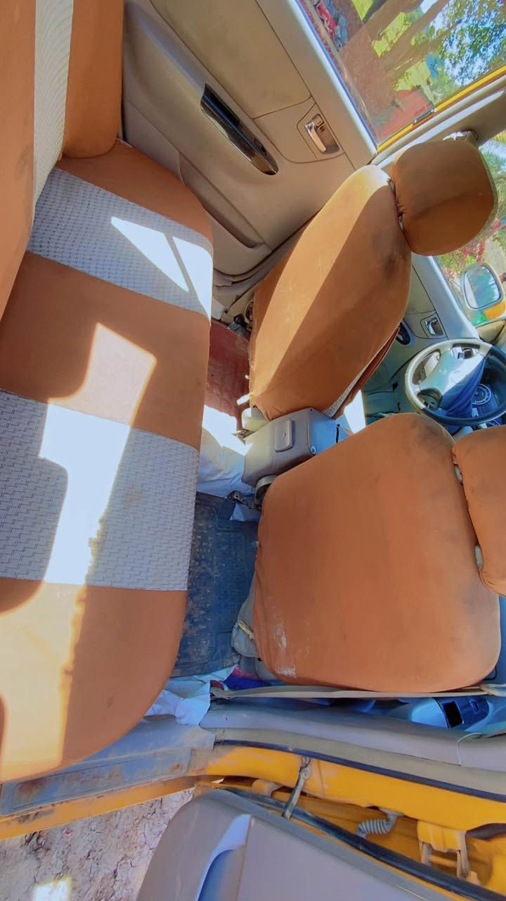 سلام عليكم سياره للبيع نوع جيلي 2013 سياره كلش نضيفه ما عايزه ربع كبل للشارع مال شغل كير مكينه اصوليات مكفوله رقم بابل مشروع وطني السياره بيه قاصرين واحد بعدله اقل سنه ويداور راعيه جيراني بكفالتي لون اصفر برتقالي مكاني غماس سعر 32 وبيه مجال شراي اتصل وبيك خير وتدلل ***********  مكلف بل نشر غير متواجد عل فيس Singapore
