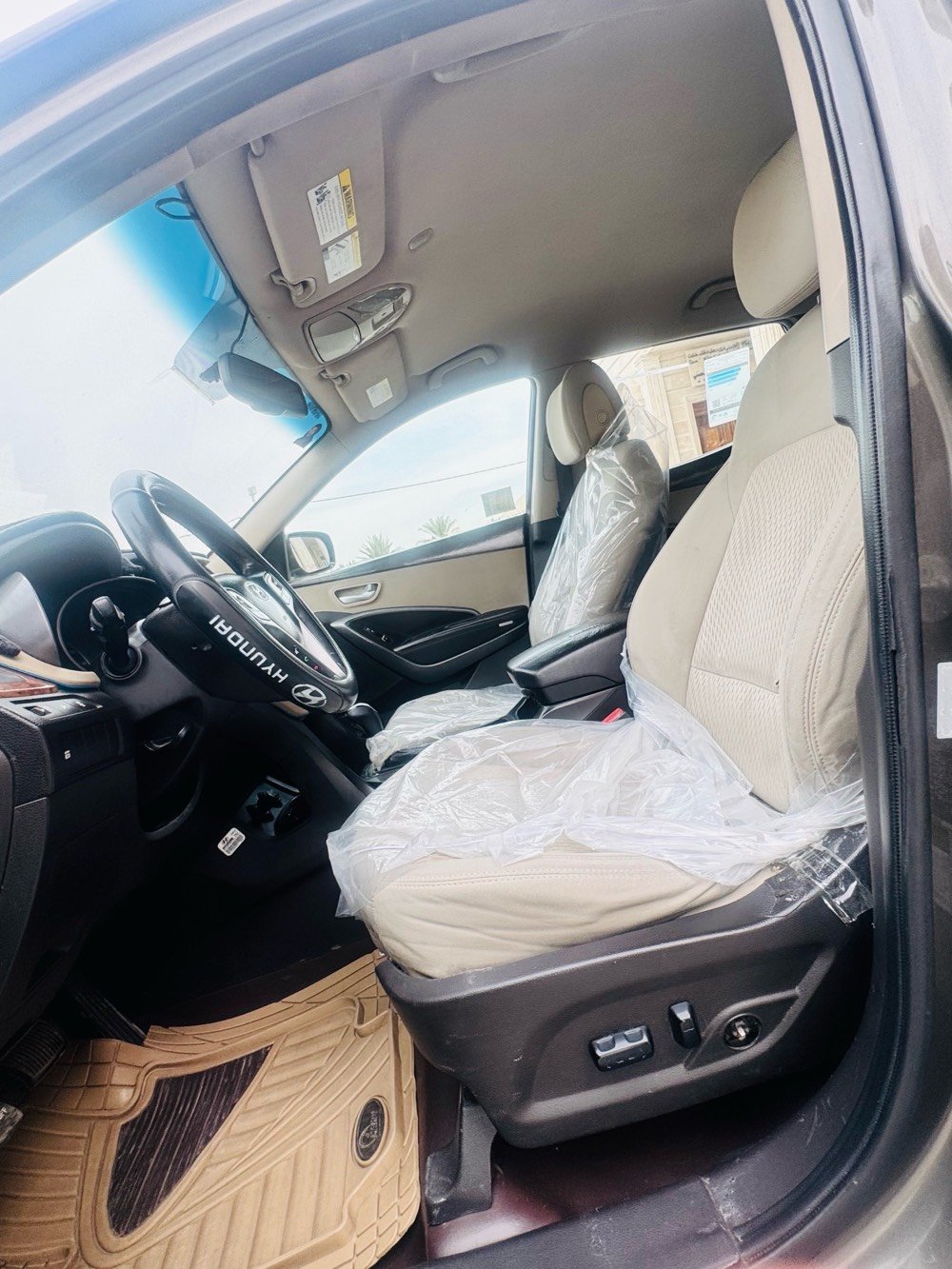 سنتافيا 2013
رقم بغداد
حادث جاملغ خلفي وجنطه
وبيه كم قطعه صبغ بدوه دواخل
مكينه 2400 
مكان السياره 
بغداد بسمايه
السعر 119
***********