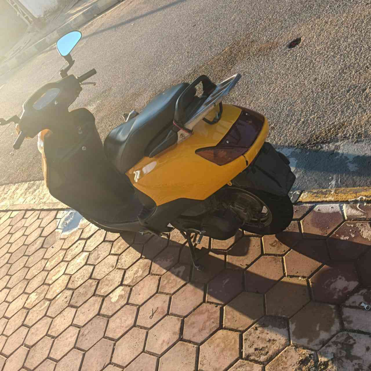 سلام عليكم سبيسي ياباني مكينه ما مفتوحه سعر 700 وبيه مجال رقم الهاتف *********** مكاني كوت الزهراء
