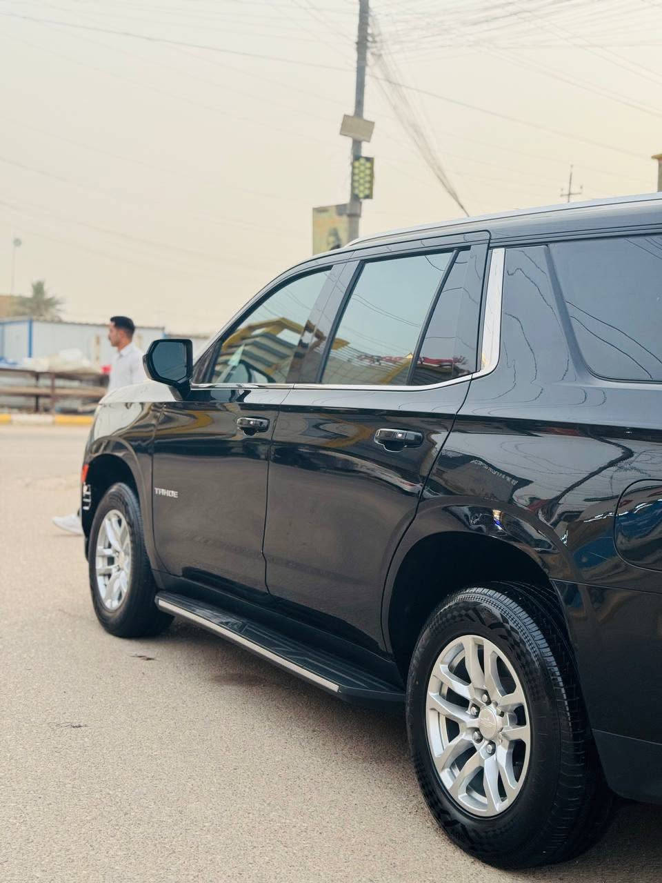 تاهو 2021  LT
بأسمي 
ماشيه 56 الف
قطعه وحده مبدله جاملغ جهه السايق 
بدون اريباك ولا دواخل 
السعر 40$
العنوان الناصريه 
***********
***********
بيع فقط
