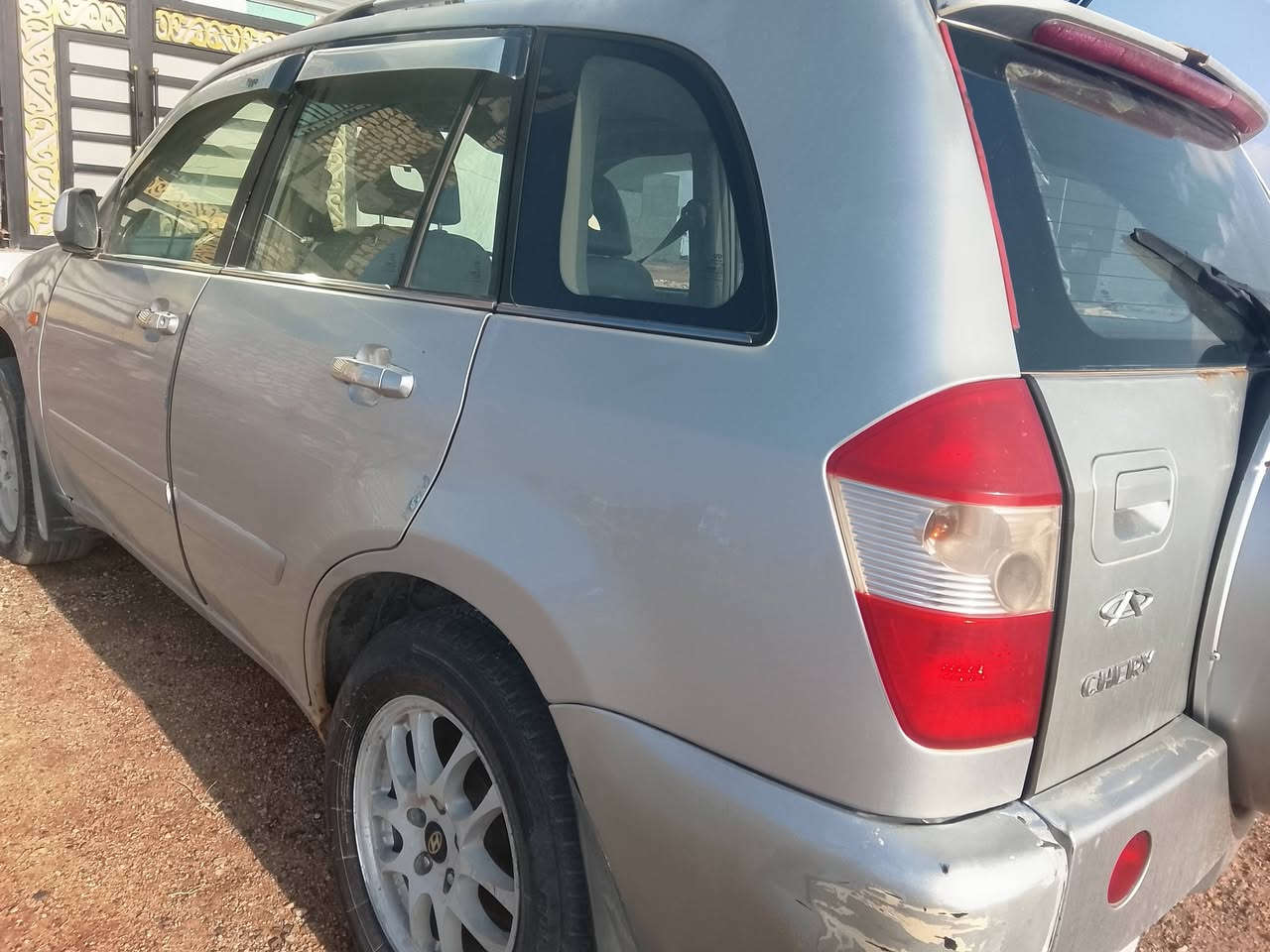 سلام عليكم اسعد الله اوقاتكم سياره  شيري تيكوو موديل 11 سياره مثل مشوفون حلوه وكاعده بيهه عطل بلمكينه ابيعلك سياره عاطله هيه دير بس متشتغل مافرغيلهه ملتزمين بشغل سياره بسمي  تحوبل ثاني يوم مشروع وطني رقم بابل السعر 35 وبيهه مجال للشراي مكاني الانبار رمادي
وهذه رقمي *********** واتساب + اتصال
