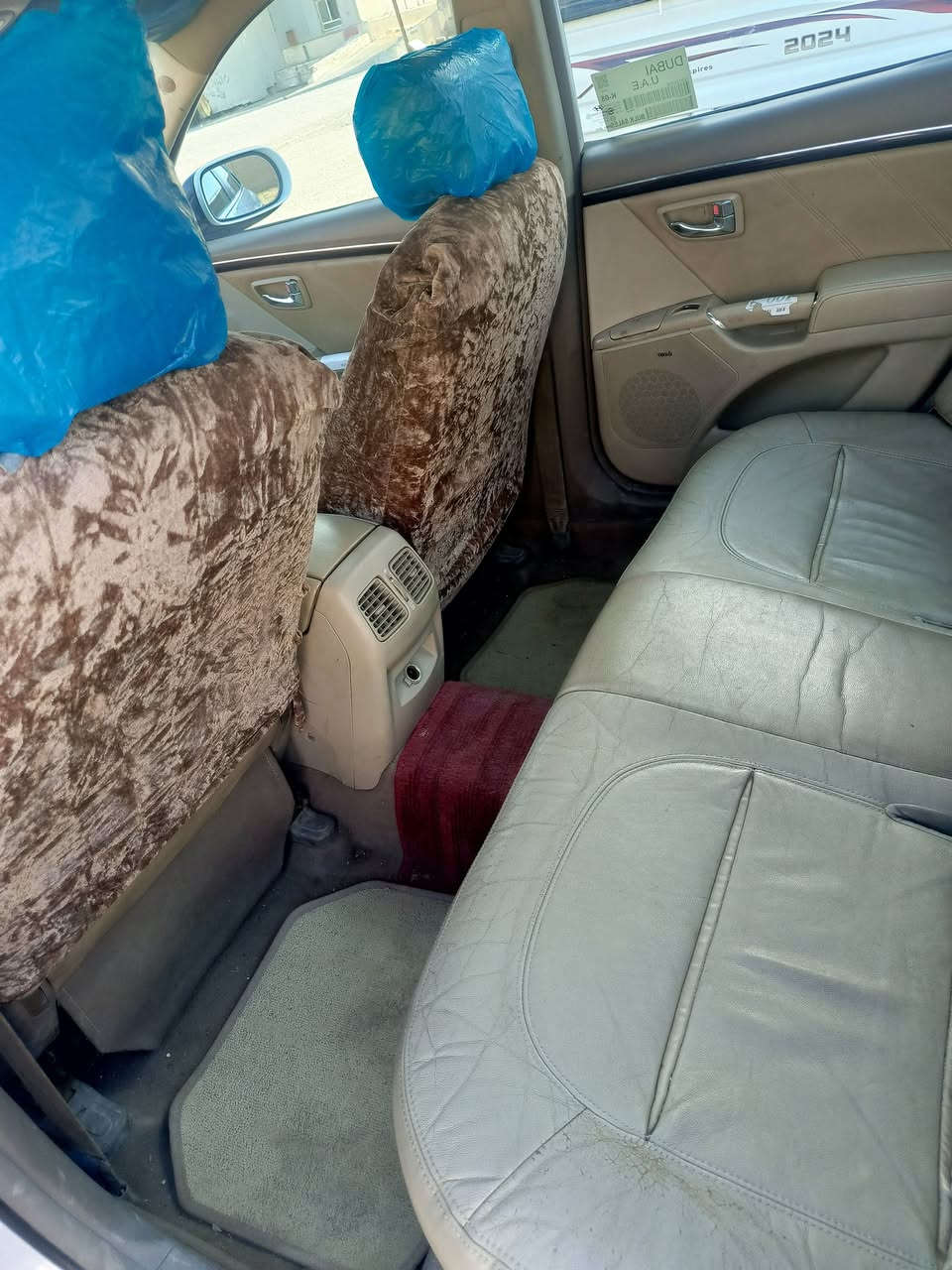 السلام عليكم
أزيرا موديل ٢٠٠٩ خليجي شركة الگاصد فول مواصفات واحد على واحد ما عدا البصمة رقم سليمانية دولي جديد باسمي وهزة جديدة محرك ٣٣٠٠ بيه ٣قطع بدون دواخل وبيه منظومة غاز أم 80 لتر السعر ١٠٠ وبيه مجال قليل إتصال *********** وبيه واتساب
