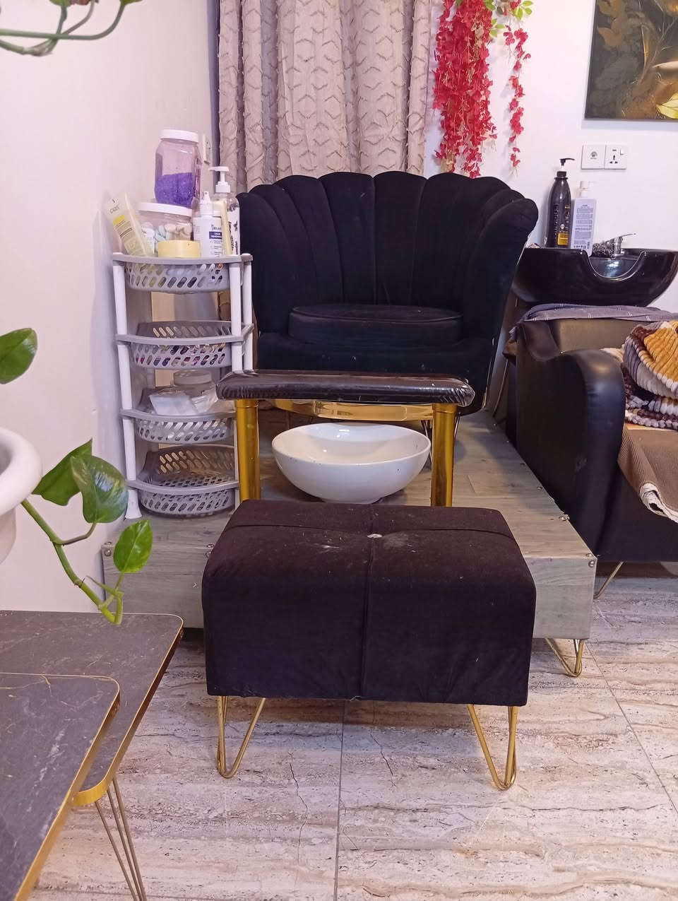 عندي هذني الاغراض للبيع مكاني الأعظمية سبع ابكار للاستفسار على الخاص


**إذا كنت صاحب هذا الإعلان وتريد حذفه لأي سبب، رجاءا أرسل رسالة إلى الدعم الفني**