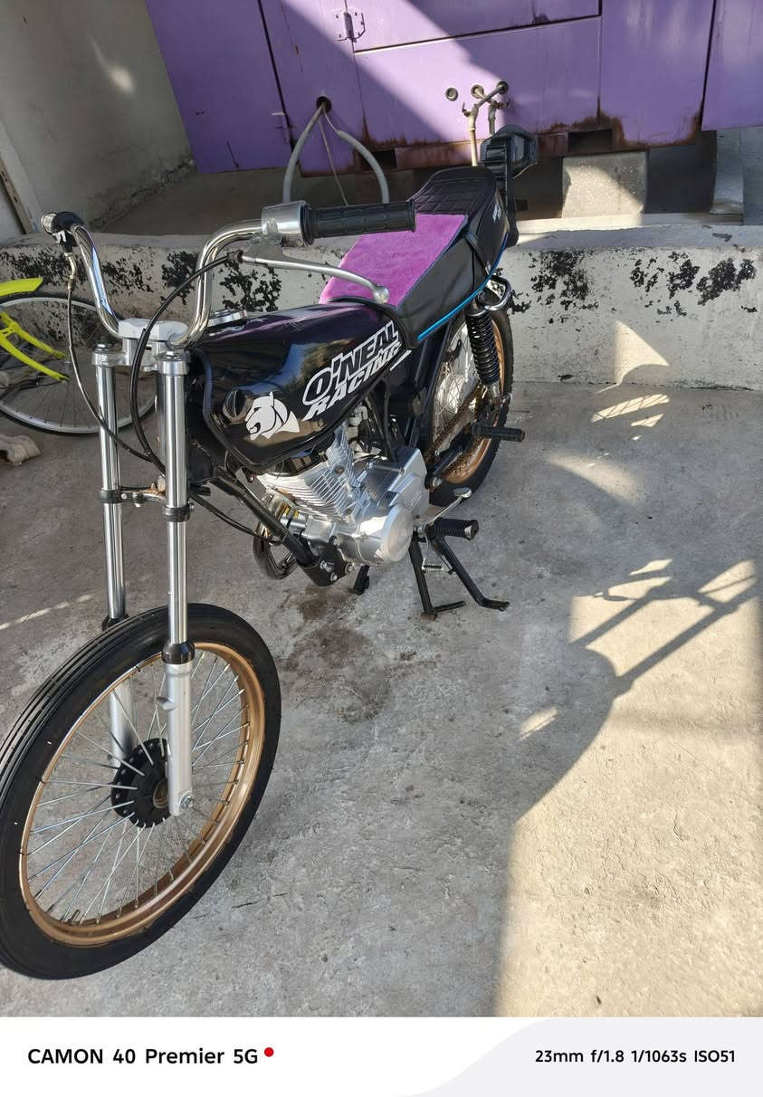 سلام عليكم دراجه كلك تعمير دراجه جاهزه مامفتوحه شوفت عينكم نضافه سعر650وبيه مجال قليل مكان ناصريه مركز


**إذا كنت صاحب هذا الإعلان وتريد حذفه لأي سبب، رجاءا أرسل رسالة إلى الدعم الفني**